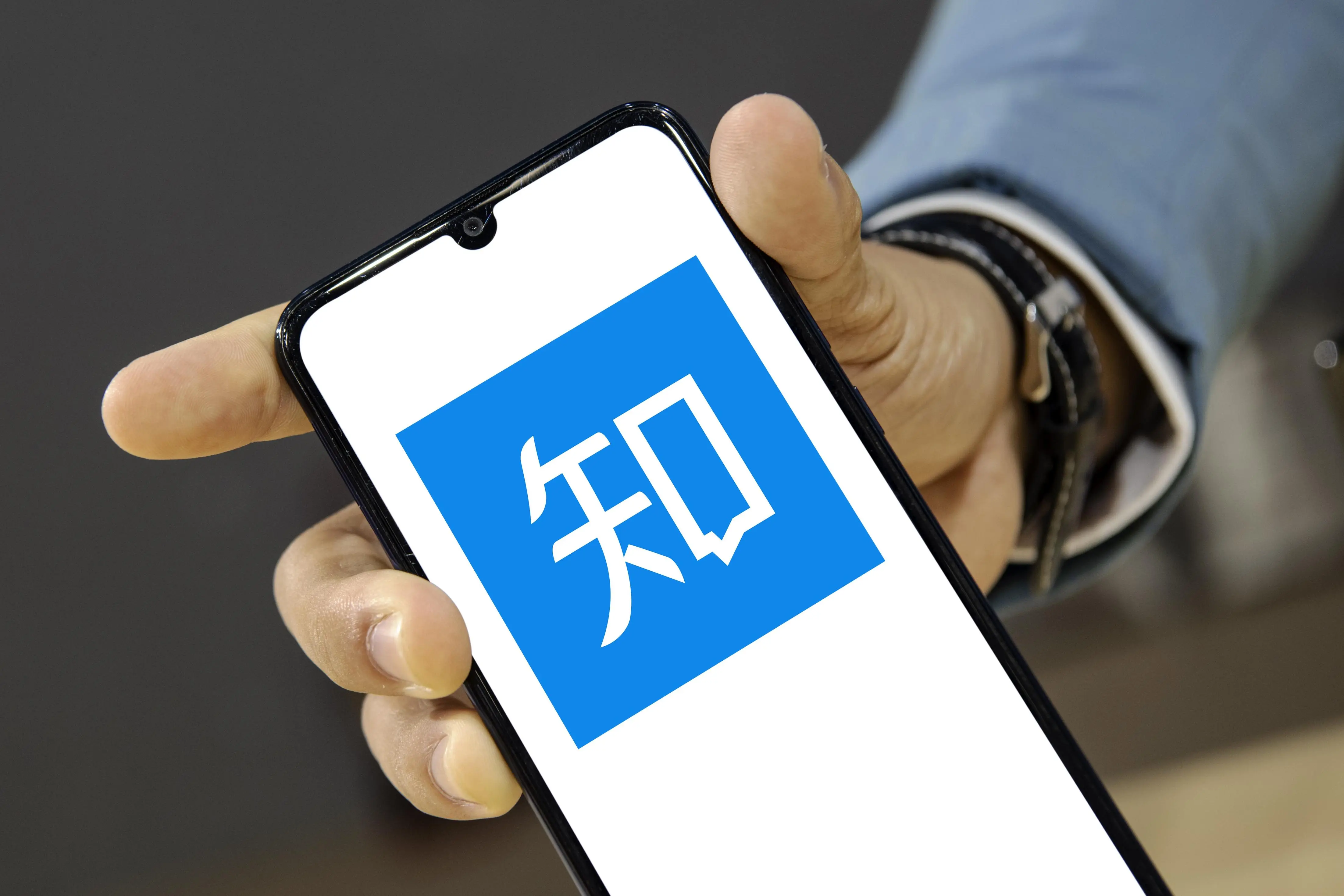 速看(知乎高管退出)知乎 跳槽,消息称知乎进行新一轮裁员,平台回应:属正常业务和组织优化调整, 速看(知乎高管退出)知乎 跳槽,消息称知乎进行新一轮裁员,平台回应:属正常业务和组织优化调整,